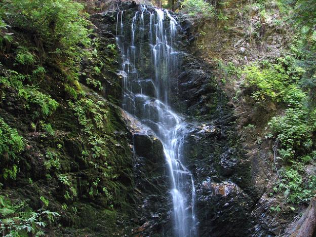Sixty-foot Berry Creek Falls is one of the highlights of the Skyline-to-the-Sea Trail. Photo by Oaktown Pete on Flickr.