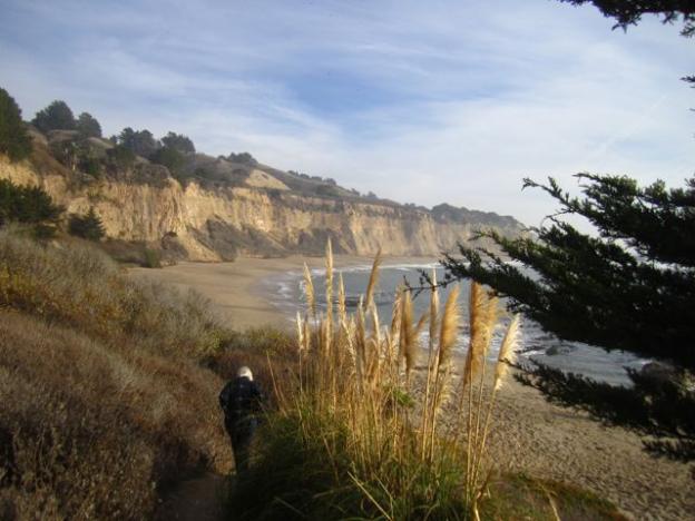 Lots of wide-open sand awaits your MLK Day pleasure at Greyhound Rock. Hilltromper photo.