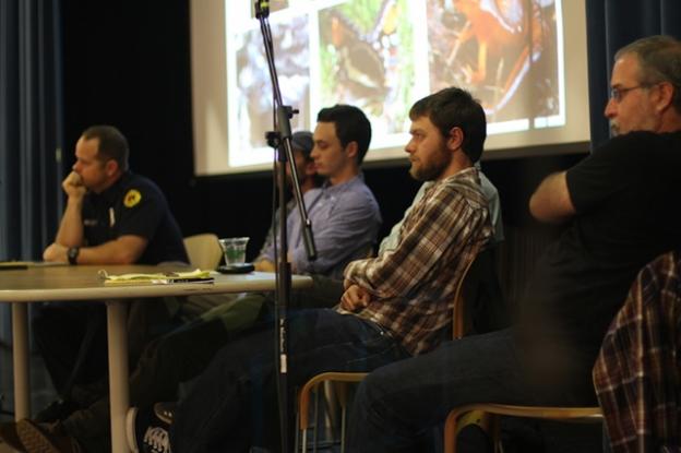 From left to right, panelists Lono Barnes, Alex Jones (obscured), Will Curtis, Chris Wilmers (obscured), Drew Perkins and moderator Eric Johnson. Esther Kim photo.
