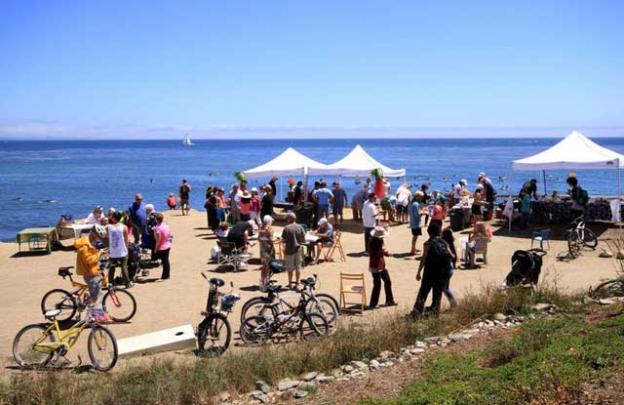The Dirt Farm—a longtime Pleasure Point gathering spot—was a perfect locale for a community fundraising party. 