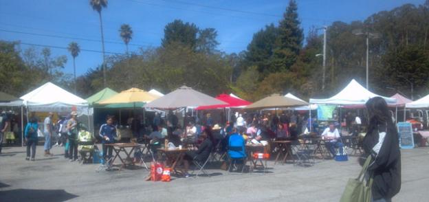 A few of the many pop-up tents at the Scotts Valley Farmers Market. Hilltromper Photo. 
