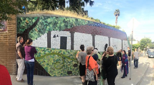 The new mural on Mission Street. 