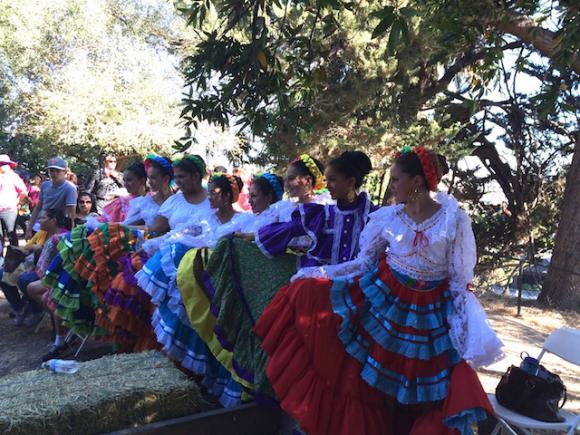 Dancers prepare to go on at the 2015 Mole & Mariachi Fest. Hilltromper photo.