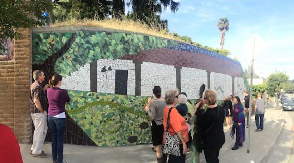 The new mural on Mission Street. 
